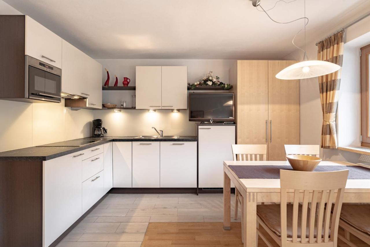 Apartments Soval Santa Cristina Val Gardena ภายนอก รูปภาพ