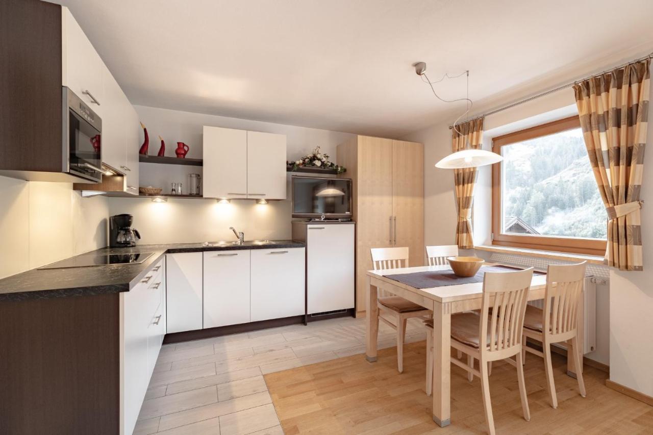 Apartments Soval Santa Cristina Val Gardena ภายนอก รูปภาพ
