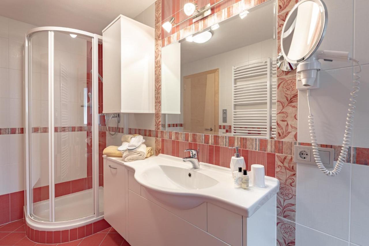 Apartments Soval Santa Cristina Val Gardena ภายนอก รูปภาพ