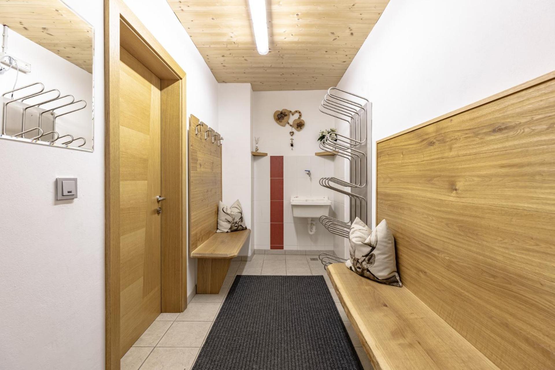 Apartments Soval Santa Cristina Val Gardena ภายนอก รูปภาพ