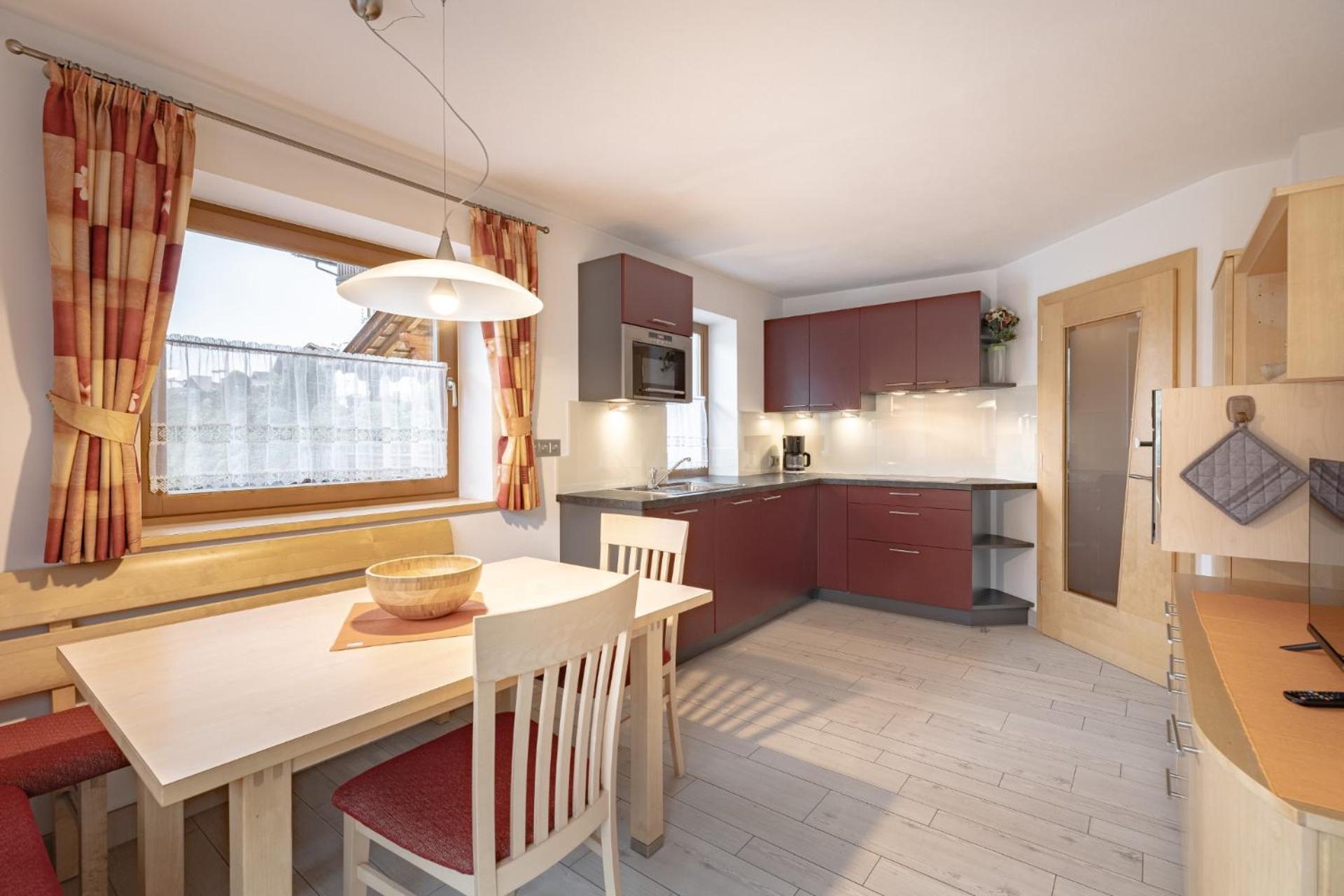 Apartments Soval Santa Cristina Val Gardena ภายนอก รูปภาพ