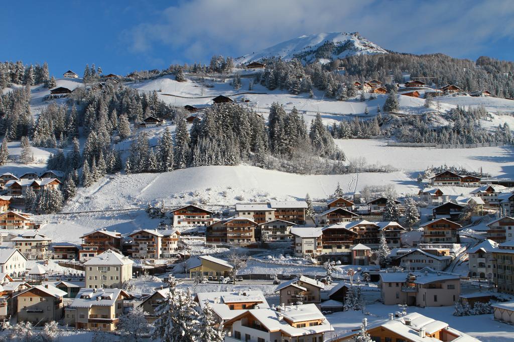 Apartments Soval Santa Cristina Val Gardena ภายนอก รูปภาพ